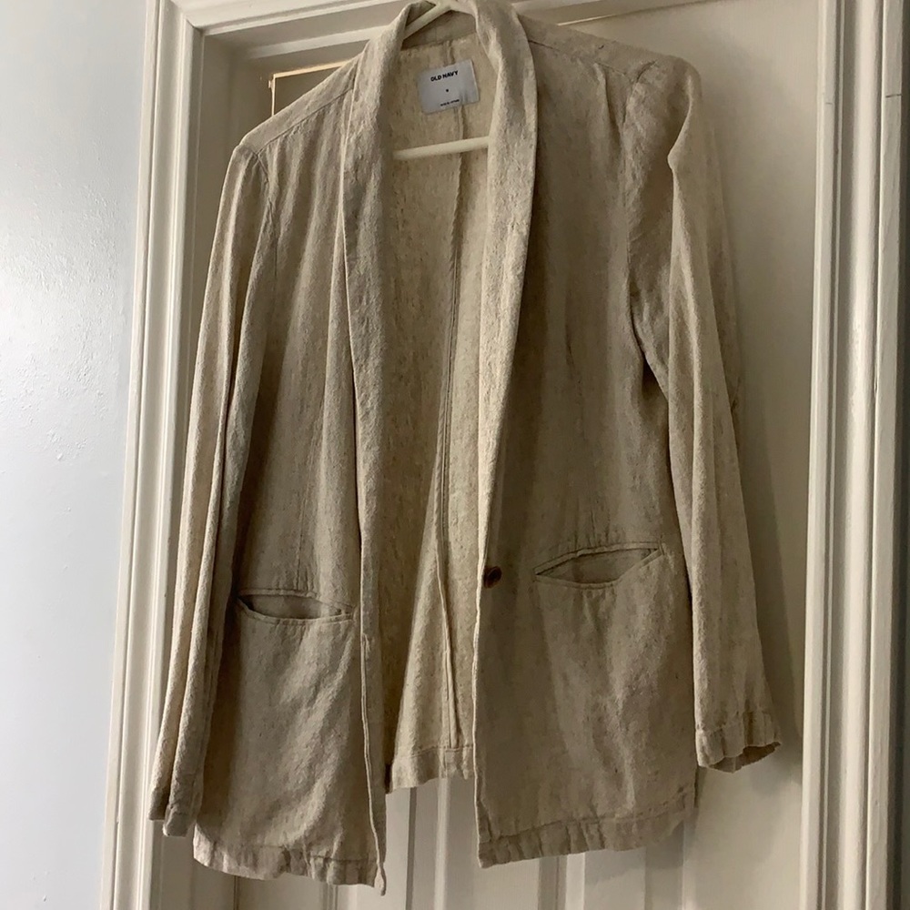 Old Navy. Size M linen blazer. Tan color